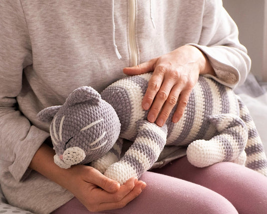Sleeping Cat Crochet Pattern